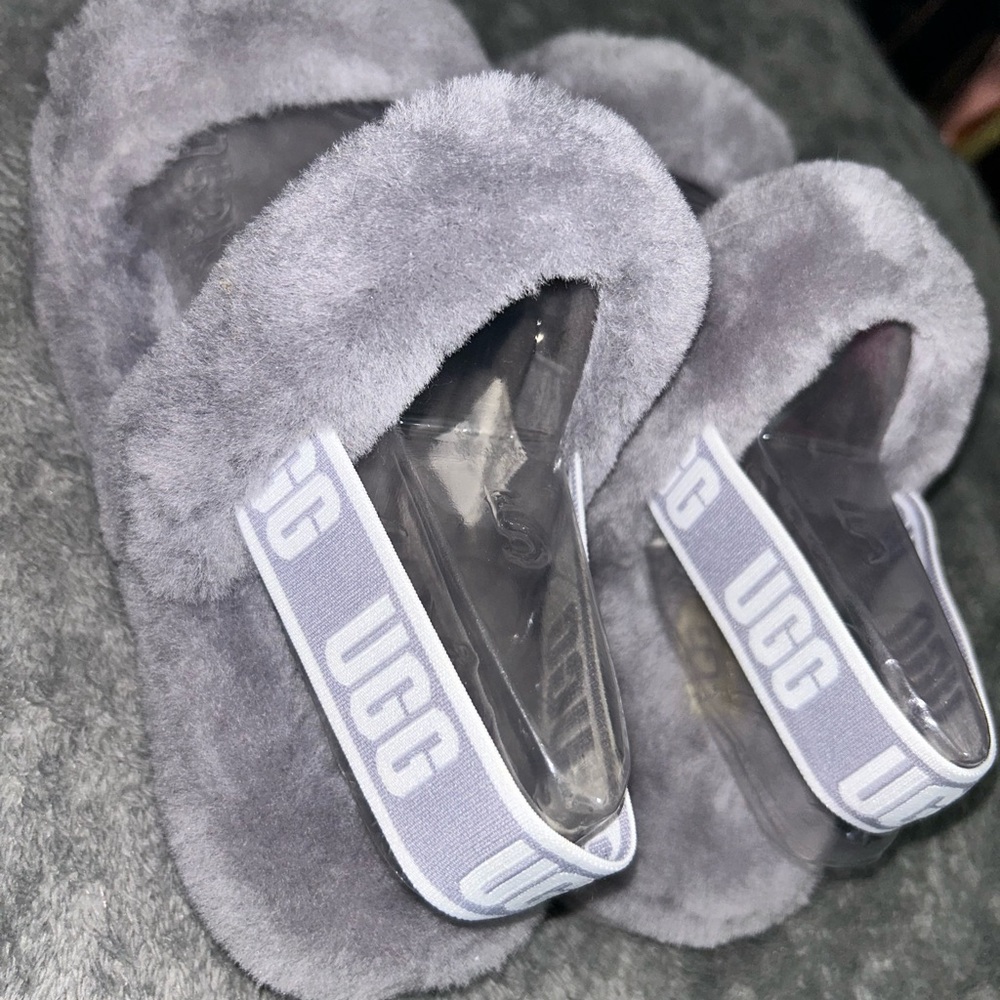 UGG Slides